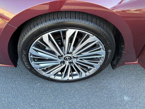 Used 2024 Nissan Altima 2.5 SL image 31