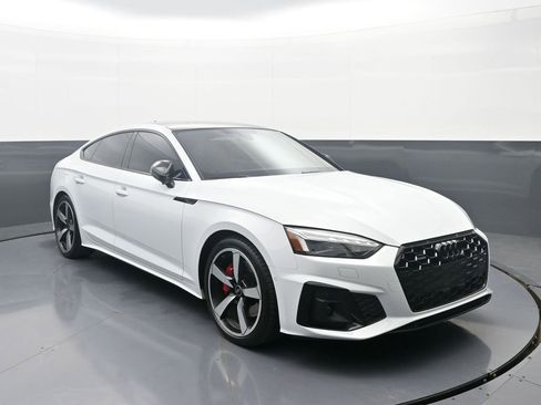 Used 2024 Audi A5 2.0T Prestige w/ Black Optic Plus Package AWD/4WD image 3