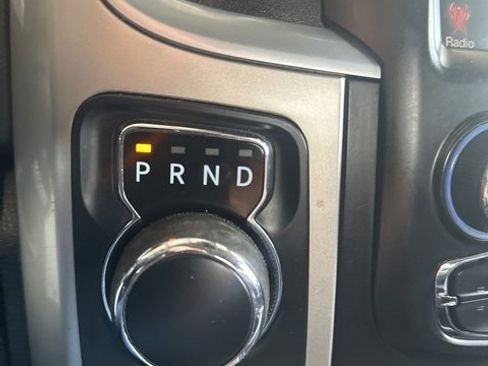 Used 2017 RAM 1500 Lone Star image 32