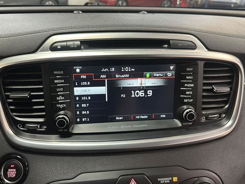 Used 2016 Kia Sorento SX AWD/4WD image 16