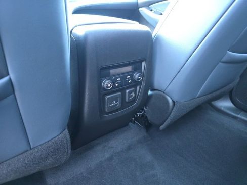 Used 2021 Buick Enclave Premium w/ Sun and Sites Package image 33