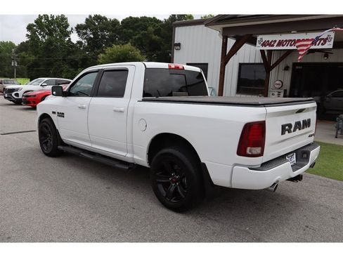 Used 2018 RAM 1500 Sport w/ Convenience Group AWD/4WD image 3