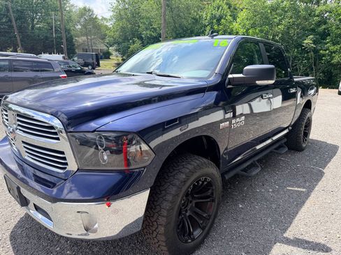 Used 2016 RAM 1500 Big Horn AWD/4WD image 3