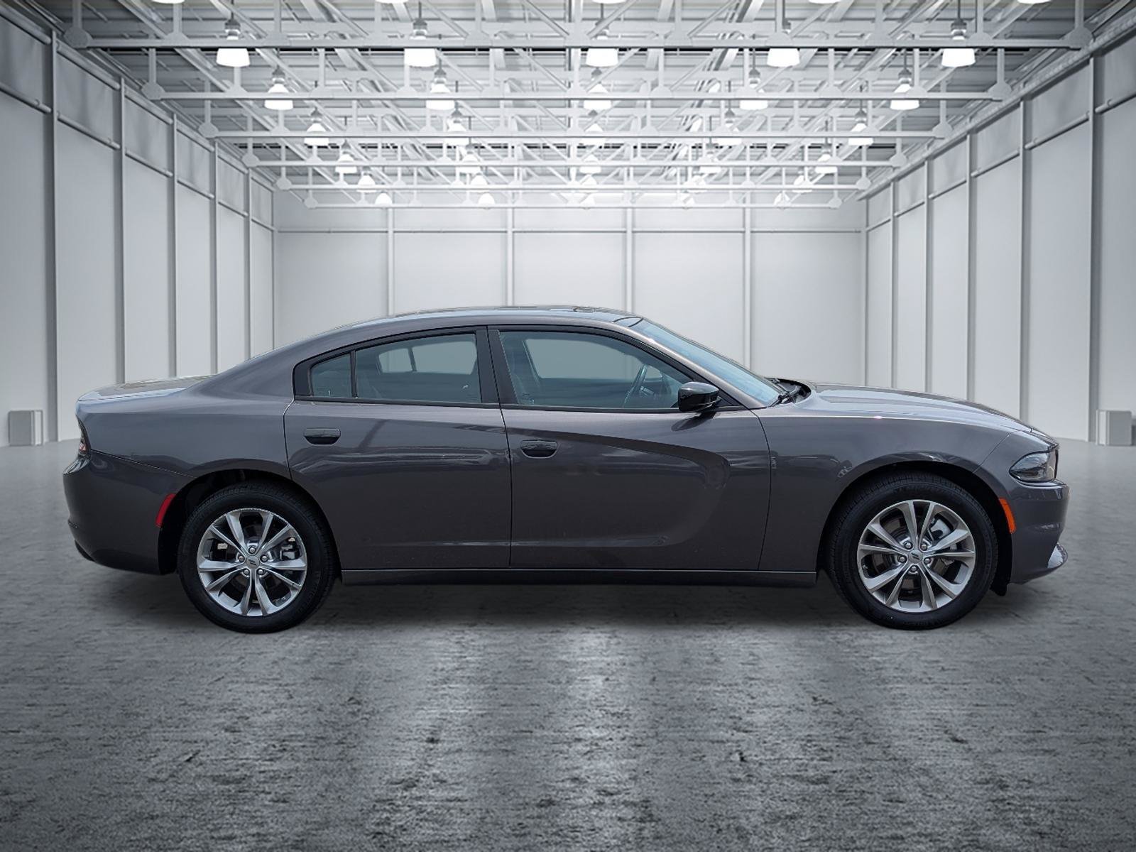 Used 2023 Dodge Charger SXT AWD/4WD image 6