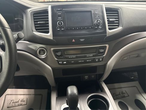 Used 2019 Honda Pilot LX image 21