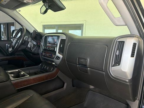 Used 2015 GMC Sierra 1500 SLT w/ SLT Crew Cab Value Package image 26