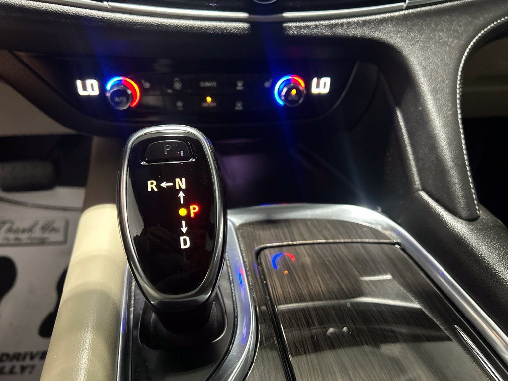 Used 2018 Buick Enclave Essence FWD image 30