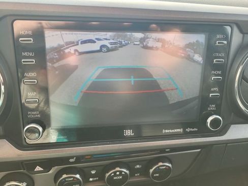 Used 2021 Toyota Tacoma TRD Off-Road w/ TRD Premium Off Road Package image 21