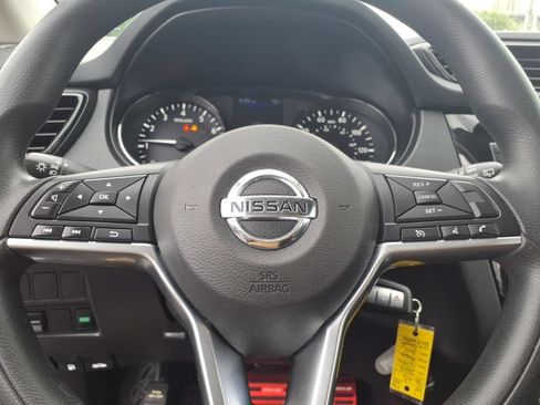 Used 2019 Nissan Rogue Sport S AWD/4WD image 5