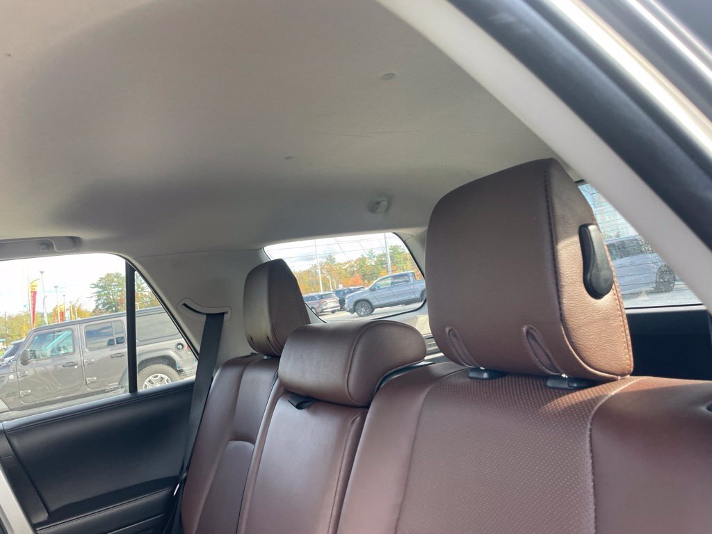 Used 2019 Toyota 4Runner Limited AWD/4WD image 13