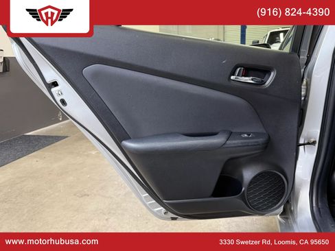 Used 2017 Toyota Prius Prime Advanced w/ Carpet Mat Package FWD image 42