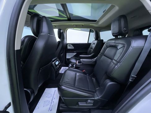 Used 2020 Lincoln Aviator Reserve w/ Equipment Group 202A AWD/4WD image 27