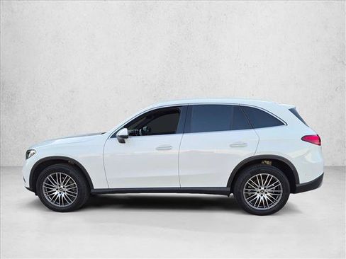 Used 2026 Mercedes-Benz GLC 300 image 5