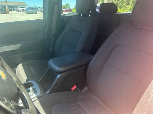 Used 2015 Chevrolet Colorado LT w/ LT Convenience Package AWD/4WD image 19