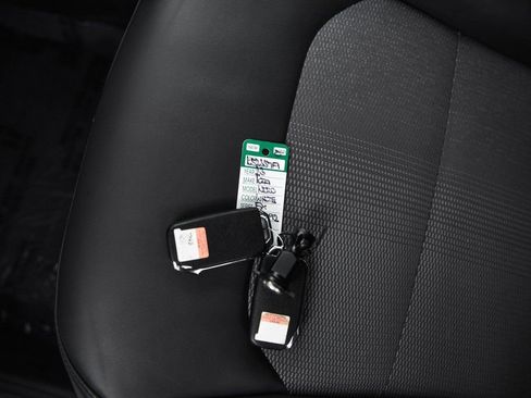 Used 2023 Kia Niro EX image 26