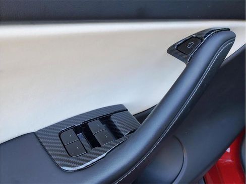 Used 2021 Tesla Model Y Performance AWD/4WD image 18
