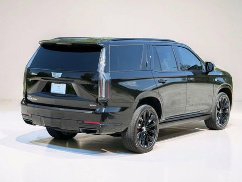 Used 2026 Cadillac Escalade Platinum Sport w/ LPO, ONYX Package AWD/4WD image 15