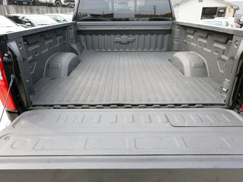 Used 2022 Chevrolet Silverado 2500 LTZ w/ LTZ Plus Package image 6