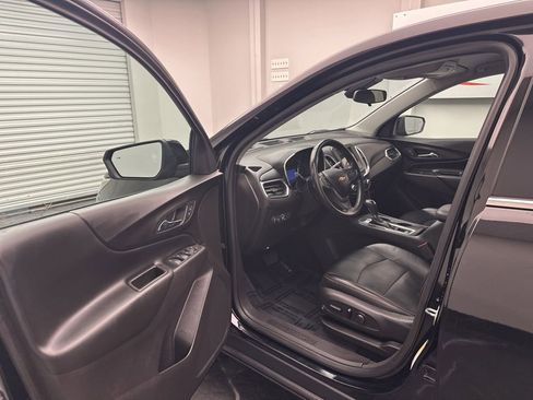 Used 2019 Chevrolet Equinox LT w/ LPO, Cargo Package image 5