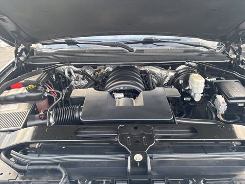 Used 2017 Chevrolet Tahoe LT image 46