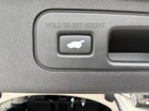 Used 2025 Honda Odyssey Touring image 10