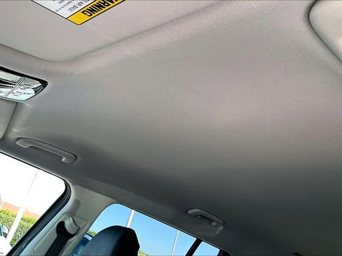 Certified 2025 Hyundai Santa Fe SEL FWD image 12