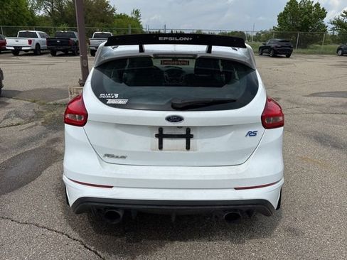 Used 2017 Ford Focus RS AWD/4WD image 4