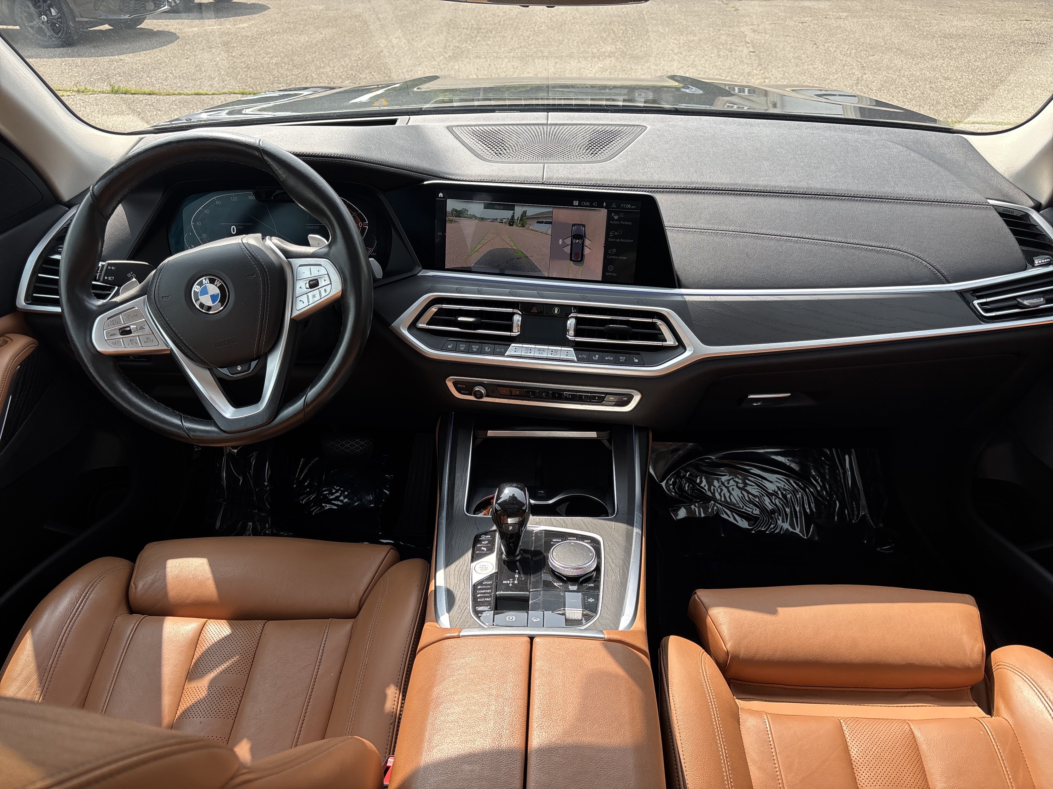 Used 2022 BMW X7 xDrive40i w/ Premium Package AWD/4WD image 18