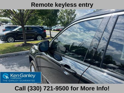 Used 2024 Jeep Grand Cherokee L Laredo AWD/4WD image 22
