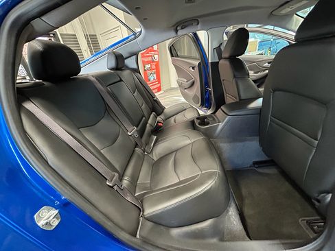 Used 2017 Chevrolet Volt LT w/ Comfort Package FWD image 43