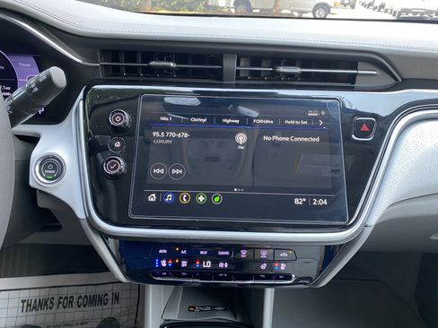 Used 2023 Chevrolet Bolt EUV Premier FWD image 24