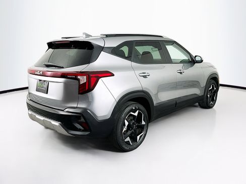 Used 2025 Kia Seltos S FWD image 9