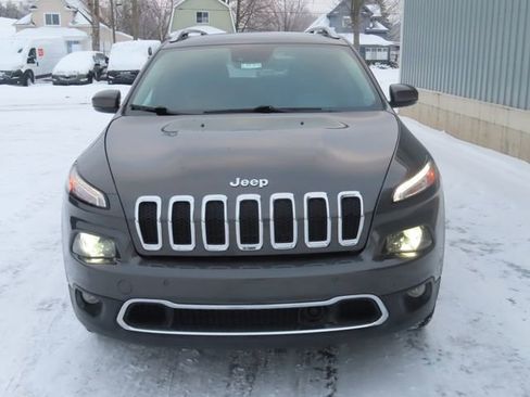 Used 2018 Jeep Cherokee Limited w/ Technology Group image 13