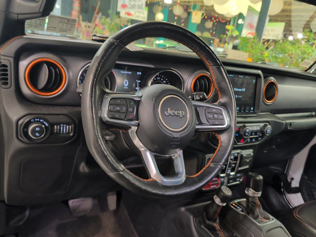 Used 2020 Jeep Gladiator Mojave AWD/4WD image 4