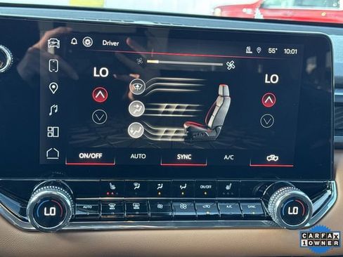 Used 2025 GMC Canyon AT4 w/ Nightfall Edition image 18