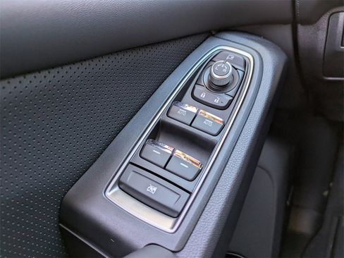 New 2026 Subaru Ascent Limited image 21