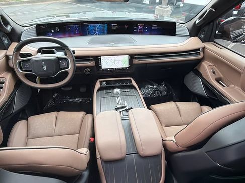 New 2026 Lincoln Navigator L Black Label AWD/4WD image 27