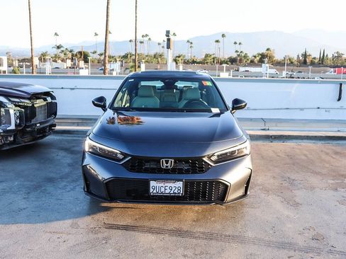 Used 2025 Honda Civic Sport image 3