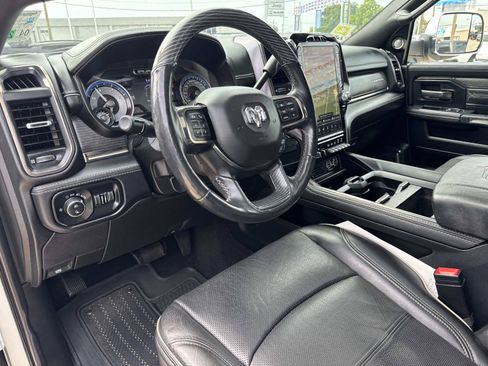 Used 2019 RAM 3500 Limited AWD/4WD image 17