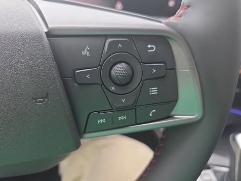 New 2026 Nissan Sentra SR FWD image 9