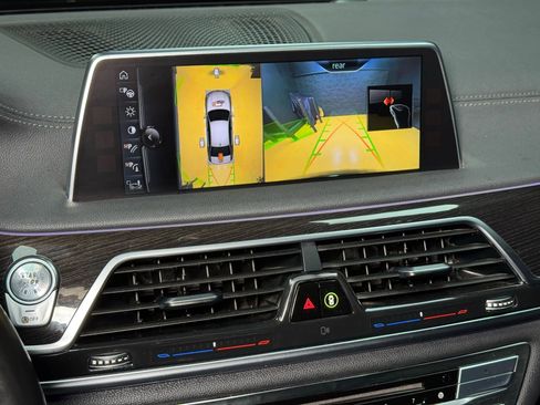 Used 2016 BMW 740i image 42