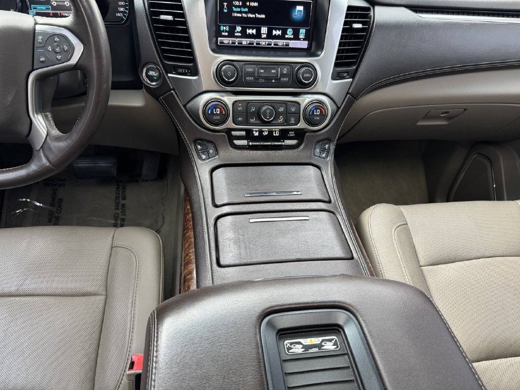 Used 2016 Chevrolet Suburban LTZ AWD/4WD image 32