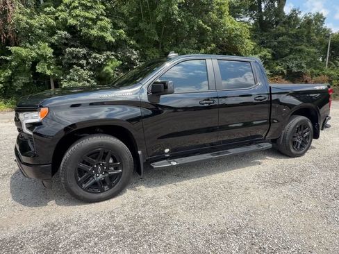 Used 2024 Chevrolet Silverado 1500 RST AWD/4WD image 4