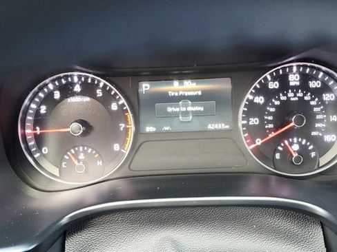 Used 2024 Kia Forte GT-Line FWD image 4