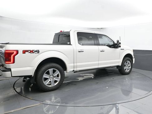 Used 2015 Ford F150 Platinum w/ Equipment Group 701A Luxury AWD/4WD image 3