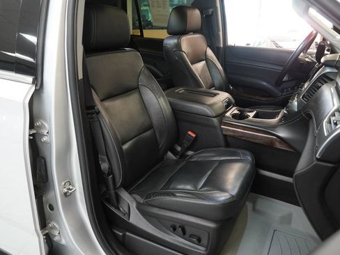 Used 2018 Chevrolet Tahoe LT AWD/4WD image 26
