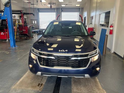 Used 2024 Kia Seltos EX AWD/4WD image 10