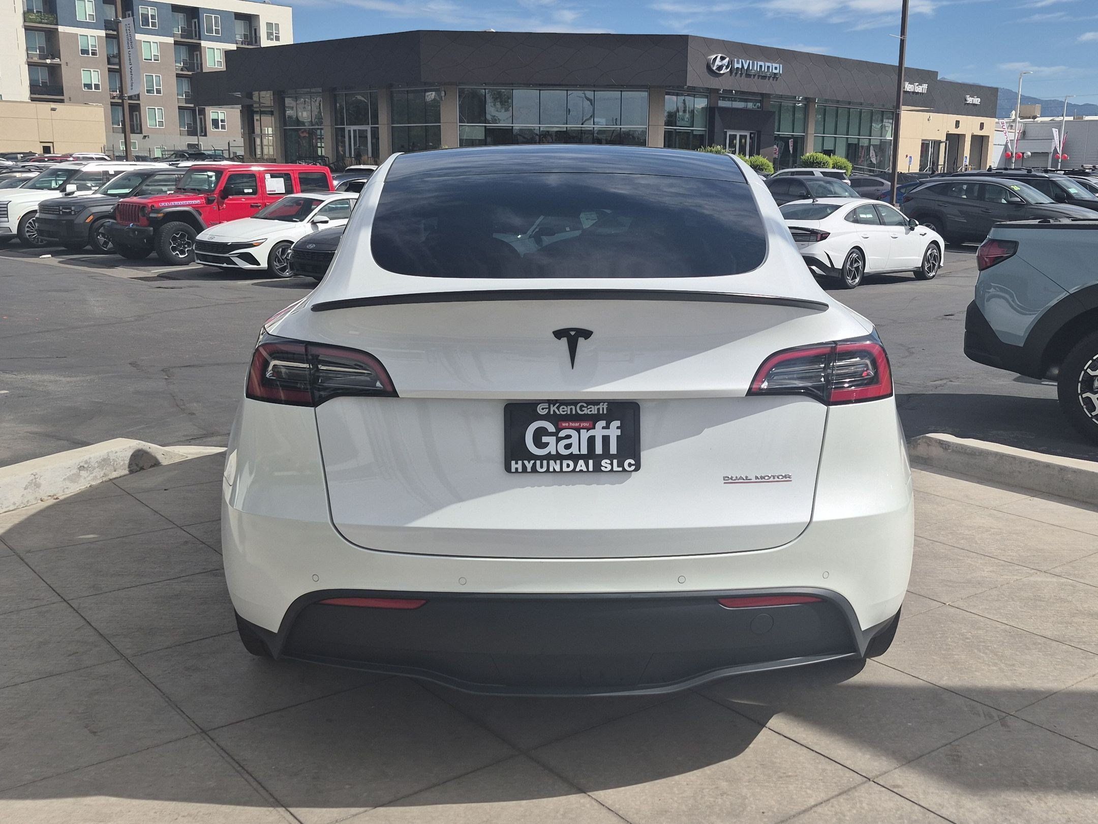 Used 2022 Tesla Model Y Performance AWD/4WD image 5