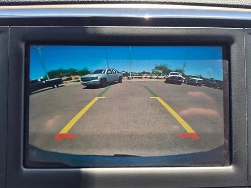 Used 2022 Chrysler Voyager LX FWD image 19