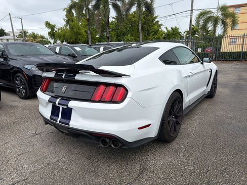 Used 2019 Ford Mustang Shelby GT350 w/ Technology Package image 4